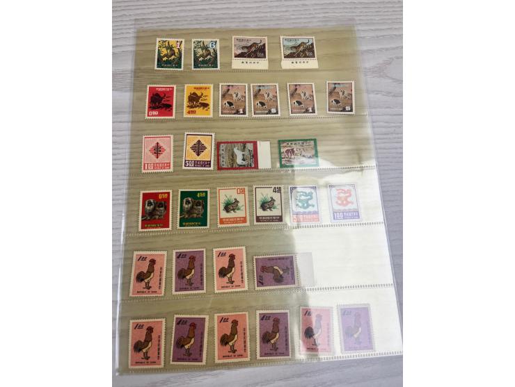 large quantity. Please view.